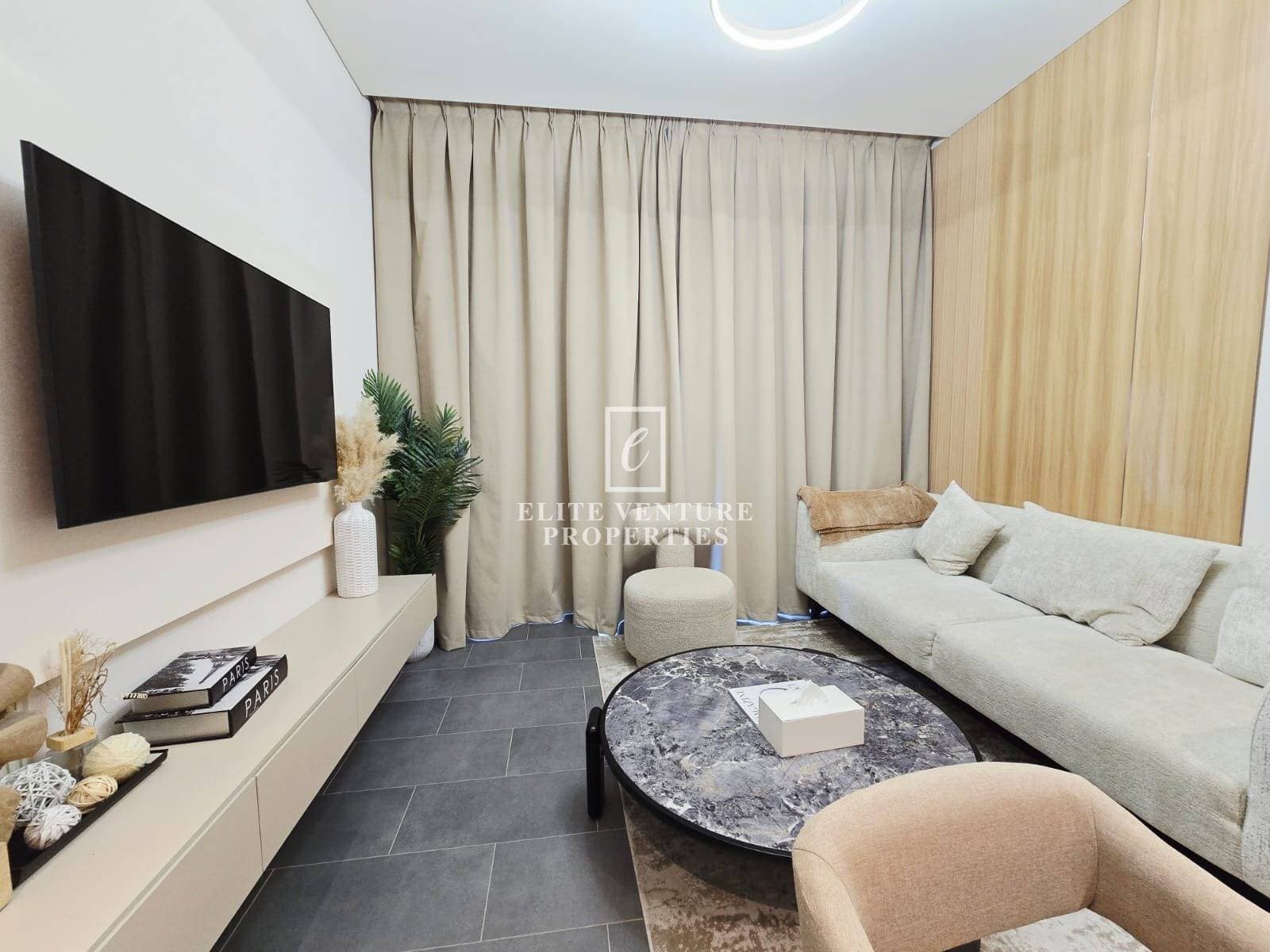 1 Bed Apartment | Pool View | High Floor | Prime Location in The Crest Tower B, Dubai 3