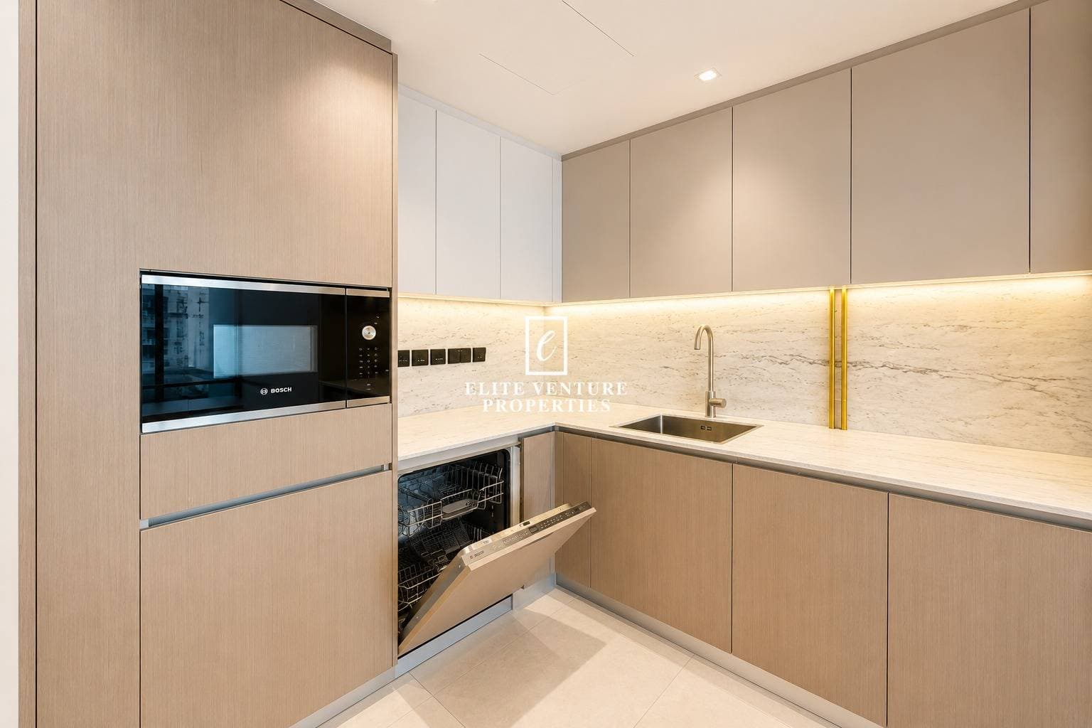 1 Bed Apartment | Distress Deal | High ROI | Smart Investment in NAS 3, Dubai 5