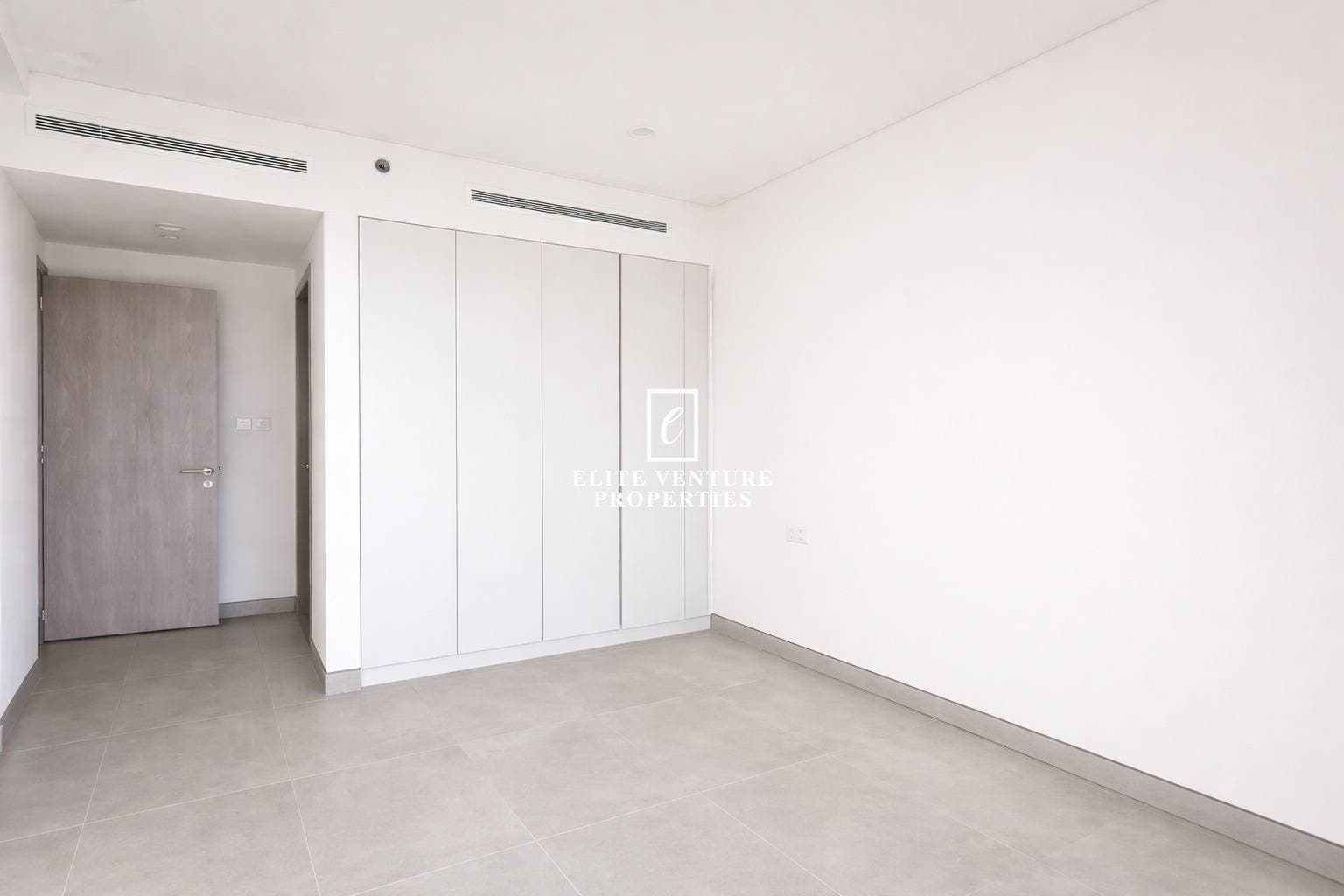 Studio Apartment | Vacant | Brand New | Modern Studio in Condor Golf Links 18, Dubai 3