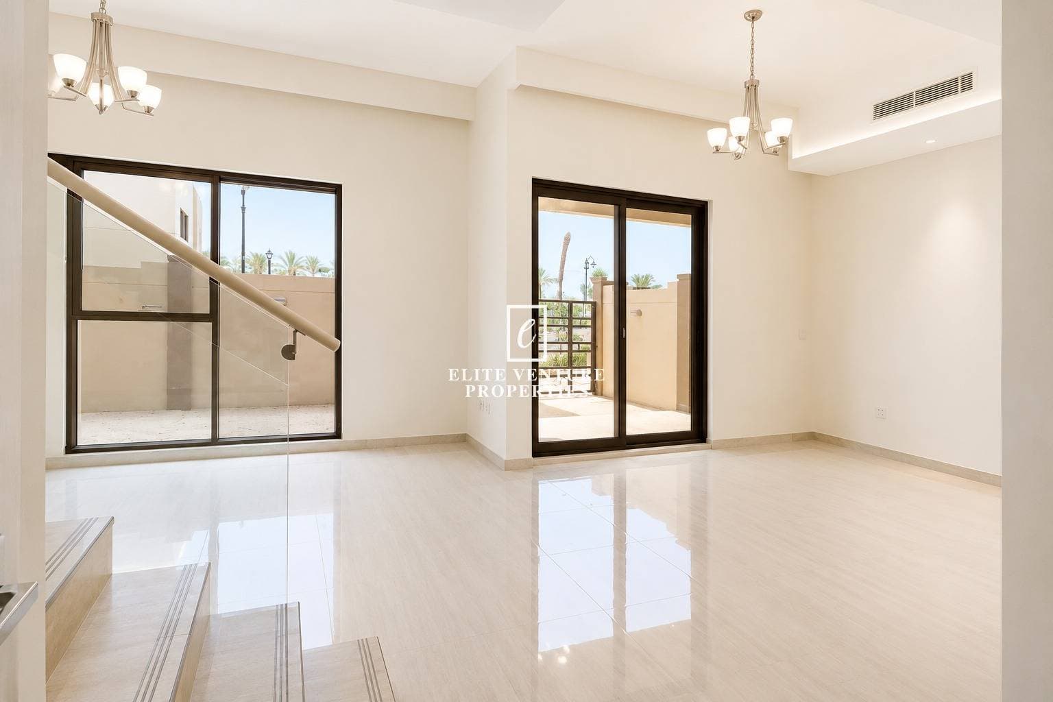 4 Bed Villa | Rented | Huge Layout | Spacious | Prime Location in Sevilla, Dubai