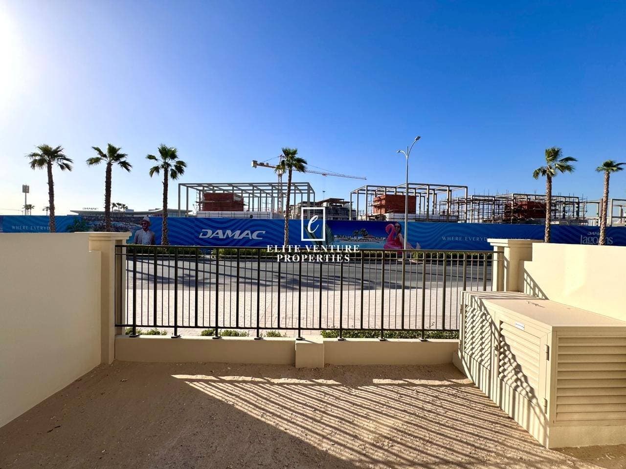 4 Bed Townhouse | Single Row | Ready to Move in | Near Amenities in Costa Brava, Dubai 5