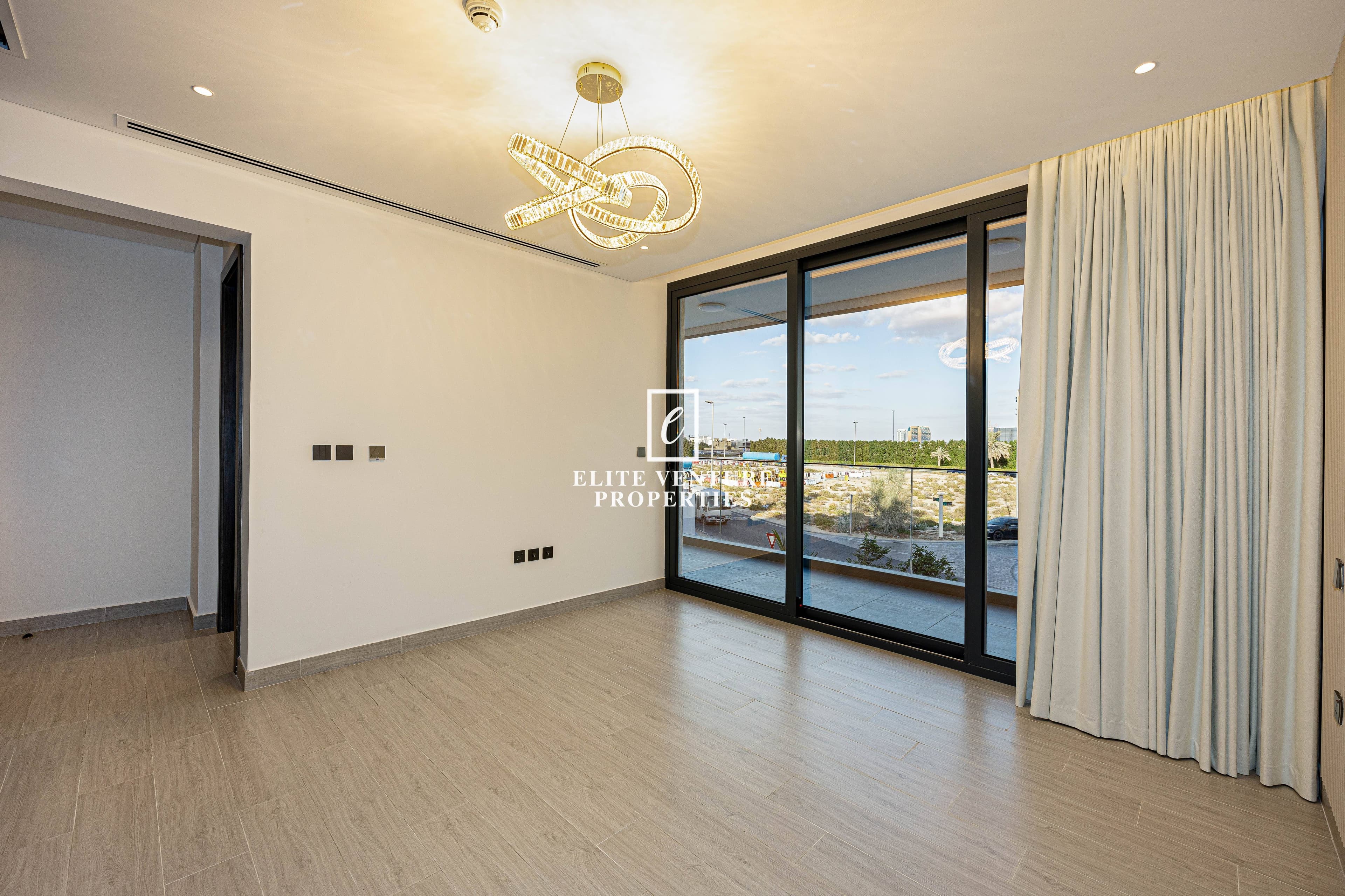 4 Bed Villa | Private Pool | + Maid’s Room | Fully Upgraded in JVC District 12, Dubai 4