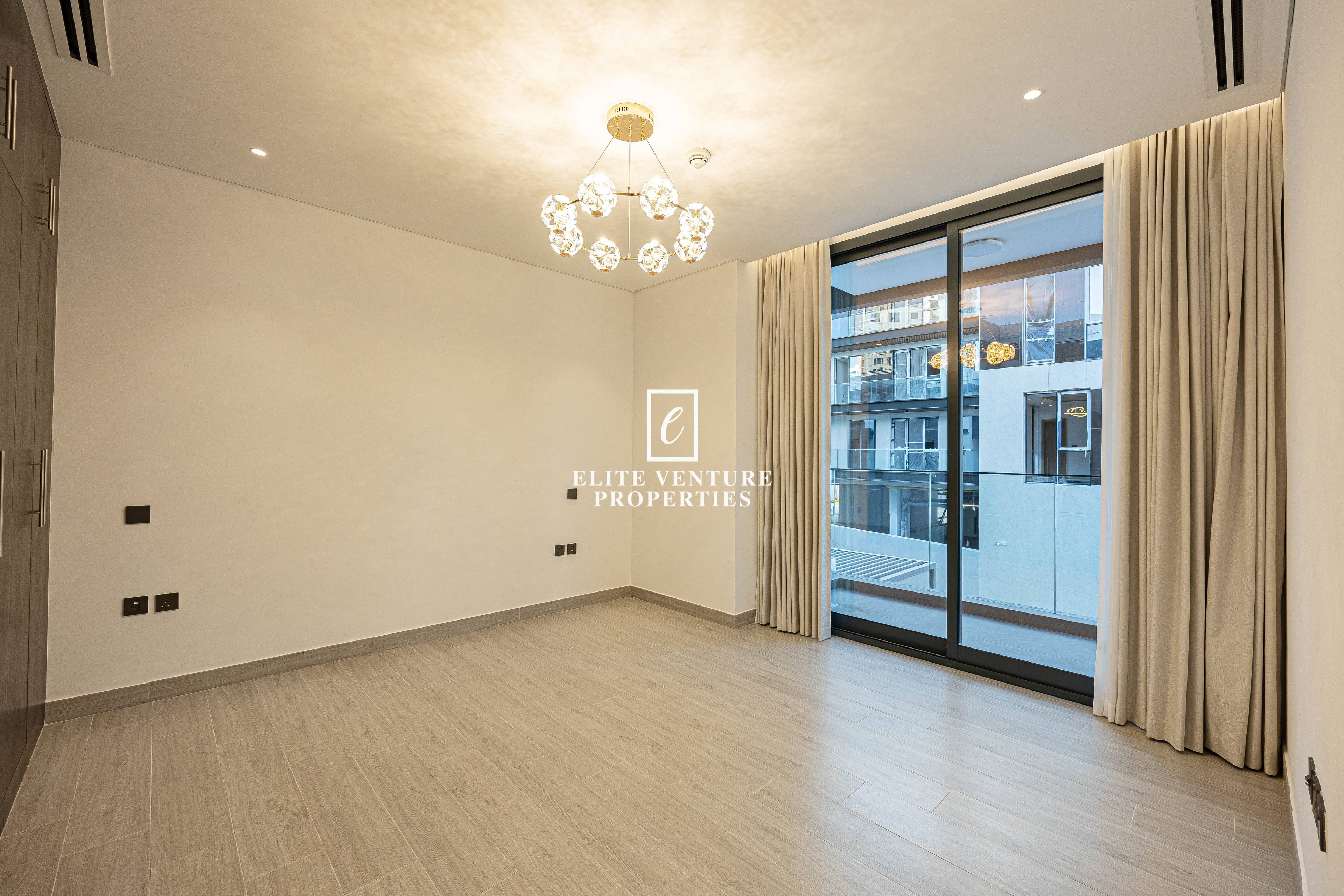 4 Bed Villa | Private Pool | + Maid’s Room | Fully Upgraded in JVC District 12, Dubai 5