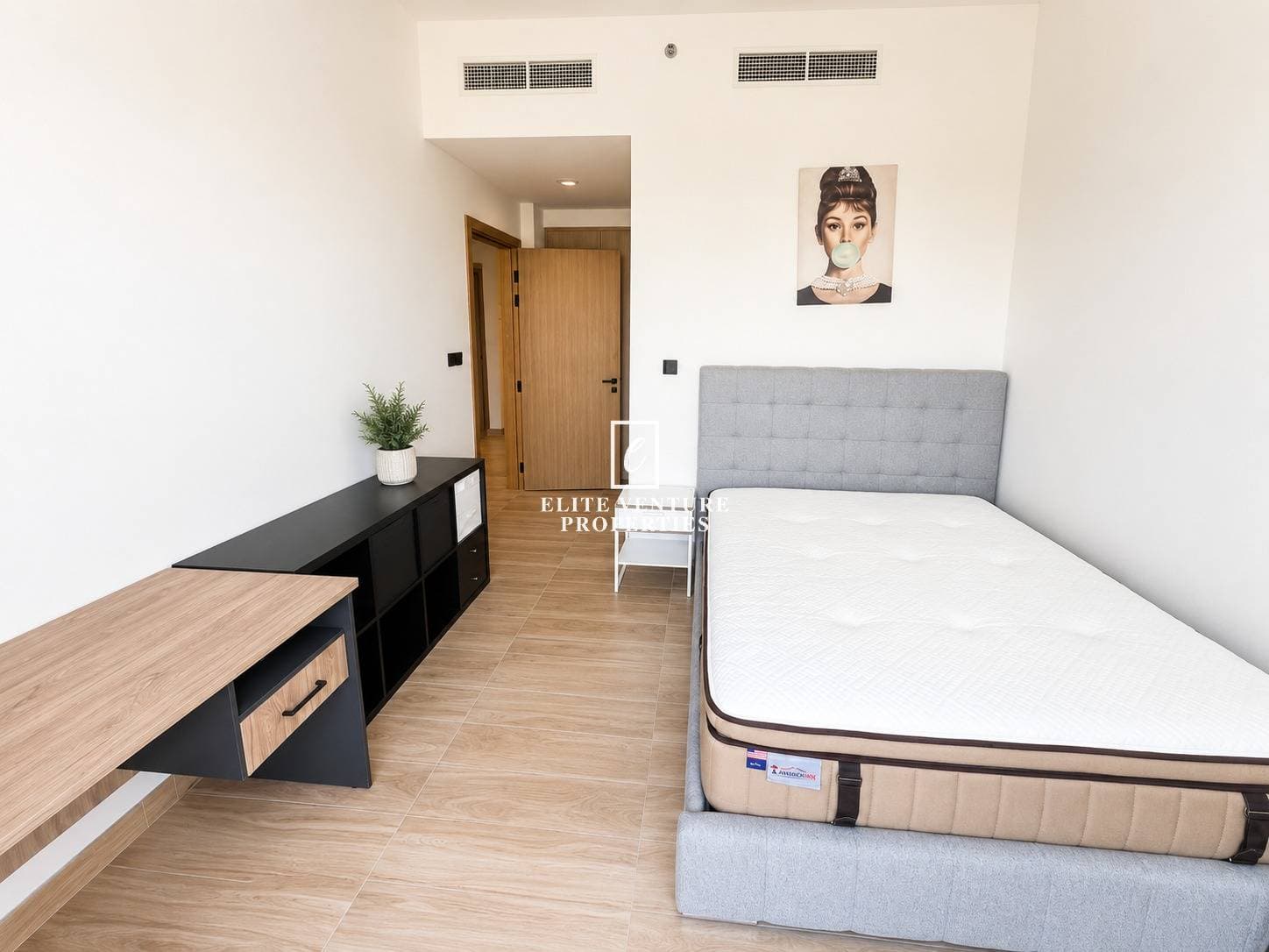 1 Bed Apartment | Vacant | Motivated Seller | Prime Location in Celia Residence, Dubai 4