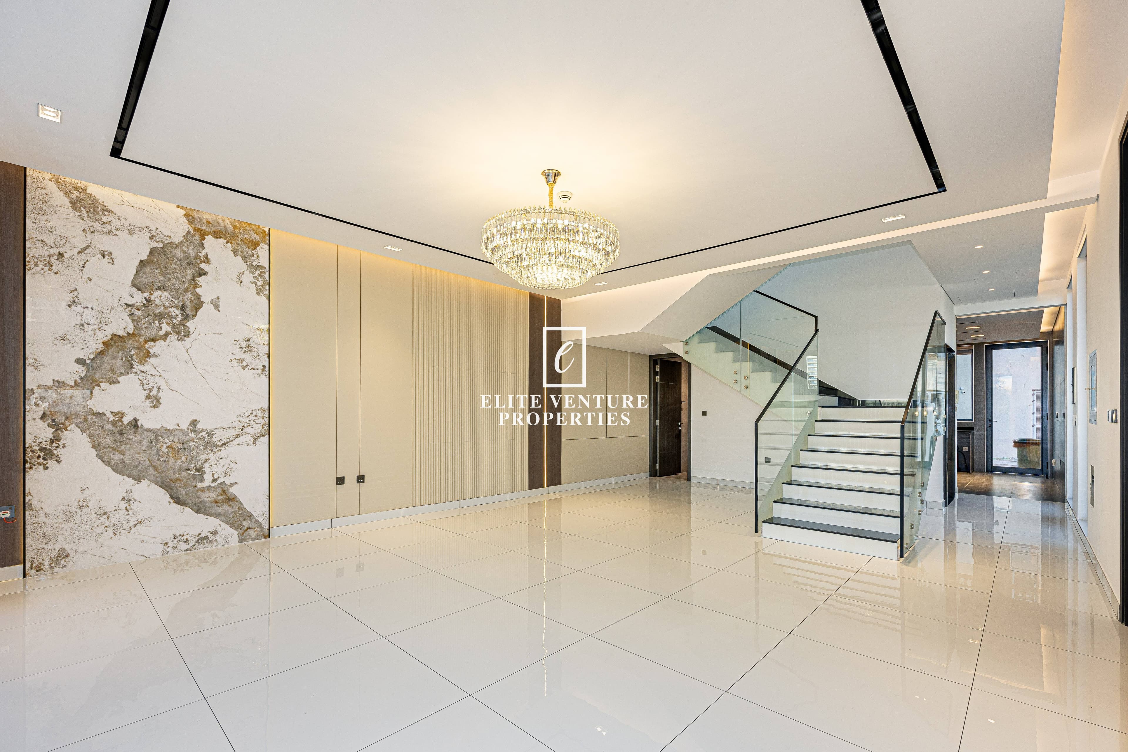 4 Bed Villa | Private Pool | + Maid’s Room | Fully Upgraded in JVC District 12, Dubai 3