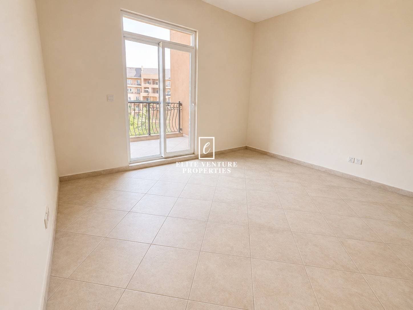 1 Bed Apartment | Prime Location | Large Layout | Modern in Weston Court 2, Dubai 2