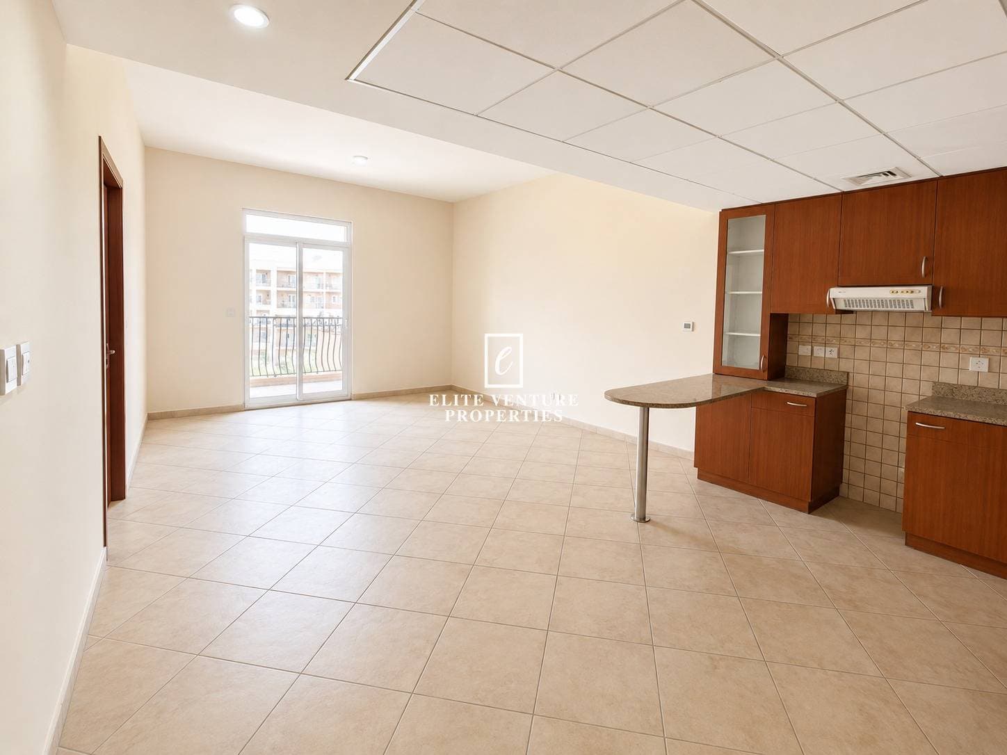 1 Bed Apartment | Prime Location | Large Layout | Modern in Weston Court 2, Dubai 4