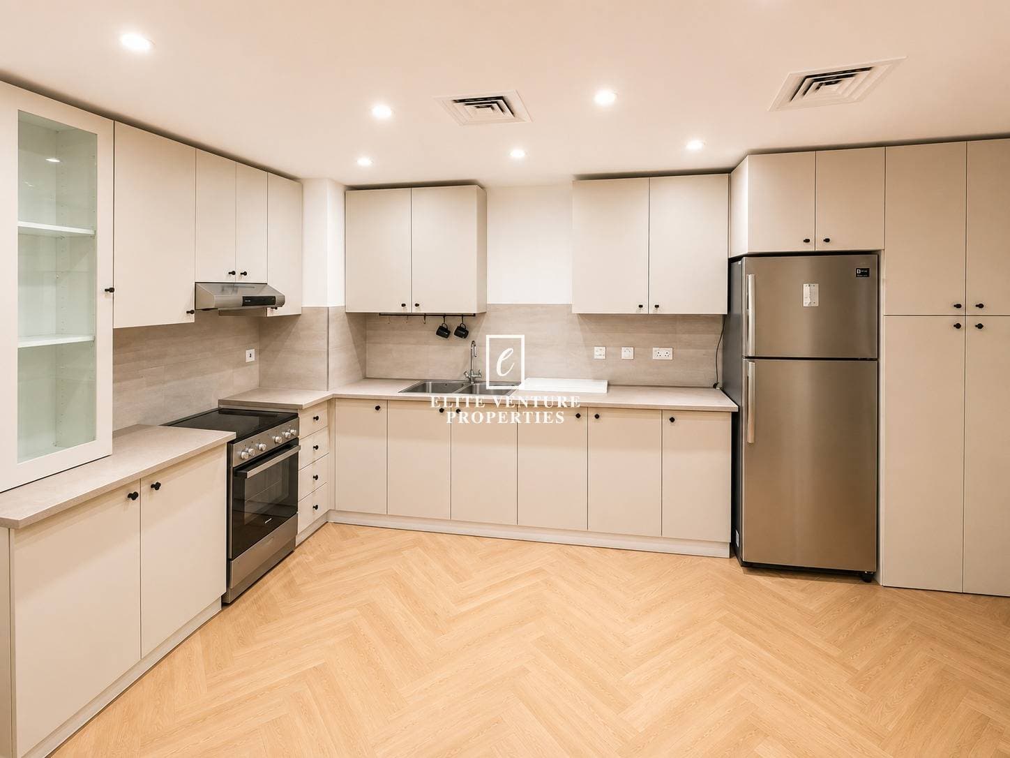 1 Bed Apartment | Fully Upgraded | Spacious | Prime Location in Weston Court 2, Dubai 2