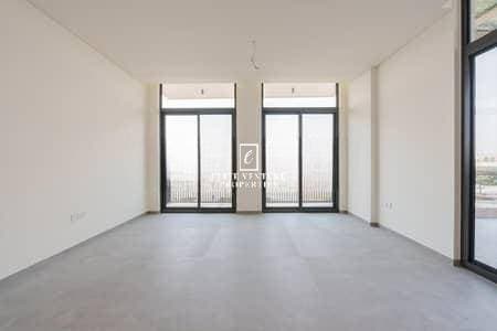 2 Bed Apartment | Corner Unit | Road View | Prime Location in Viera Residences, Dubai 2