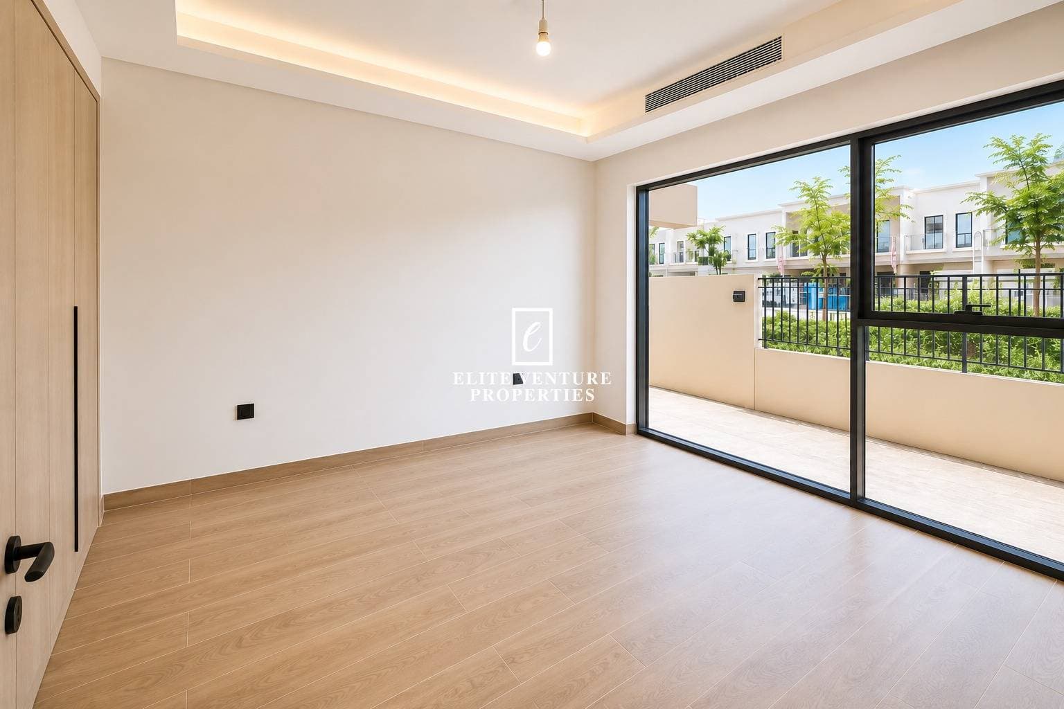 5 Bed Townhouse | Brand New | Close to Lagoon | + Maids Room in Malta, Dubai 3