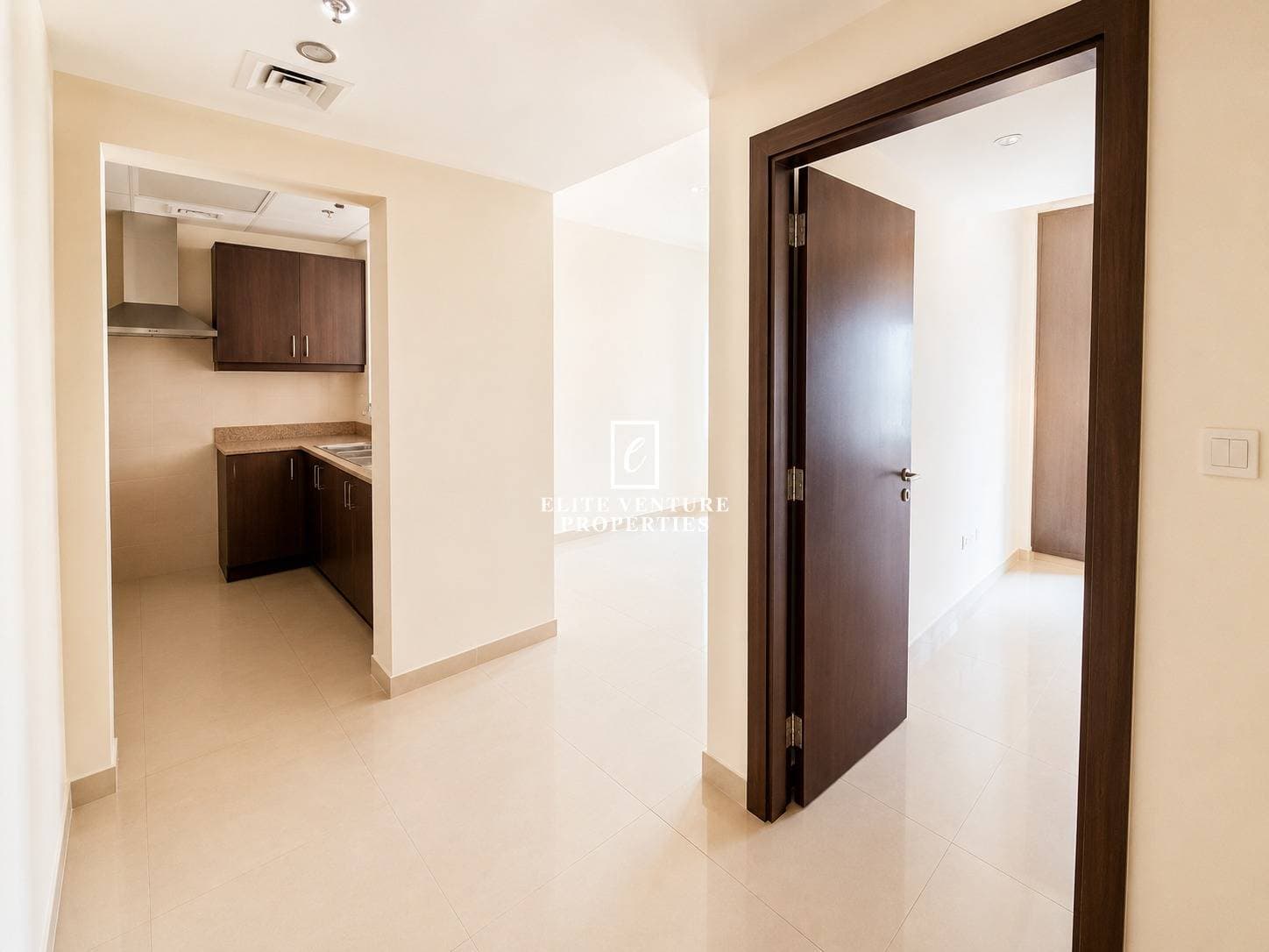 1 Bed Apartment | Great Opportunity | High Floor | Premium Quality in Centrium Tower 2, Dubai 3
