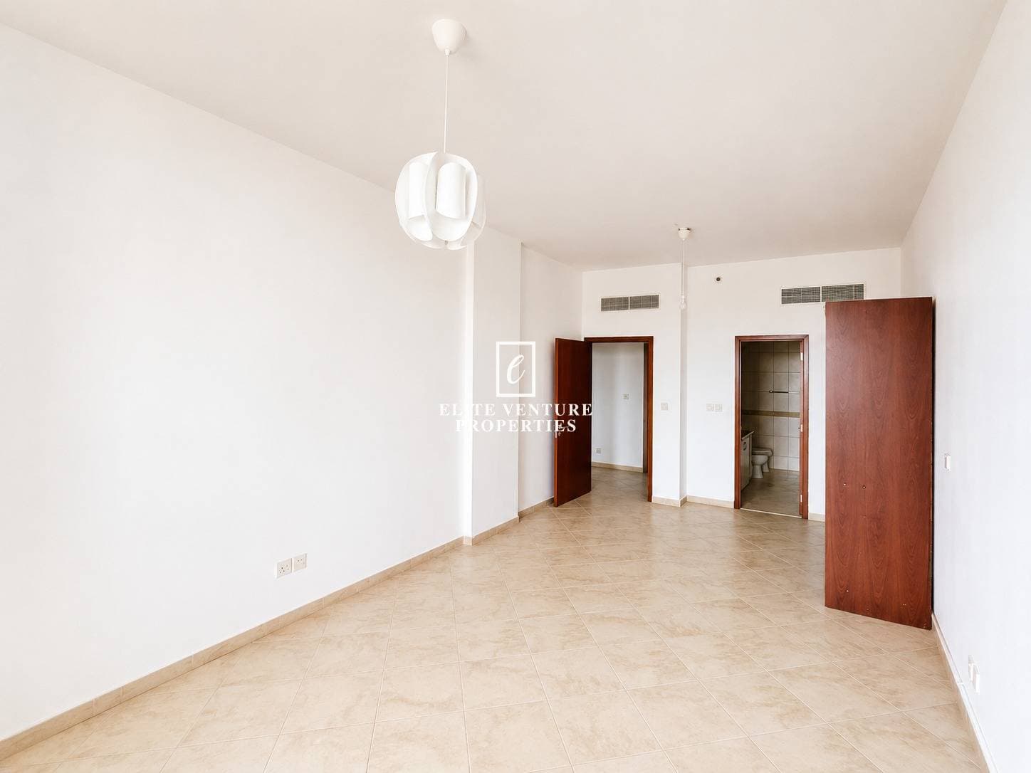 2 Bed Apartment | Vacant | Spacious | Garden Views in New Bridge Hill 1, Dubai 4