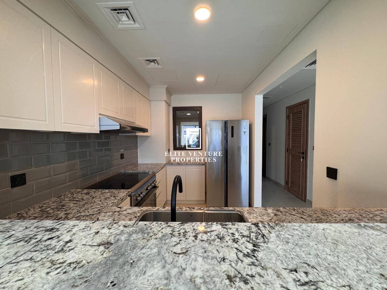 5 Bed Townhouse | Huge Layout | Ready to Move in | Near Amenities in Costa Brava, Dubai 3
