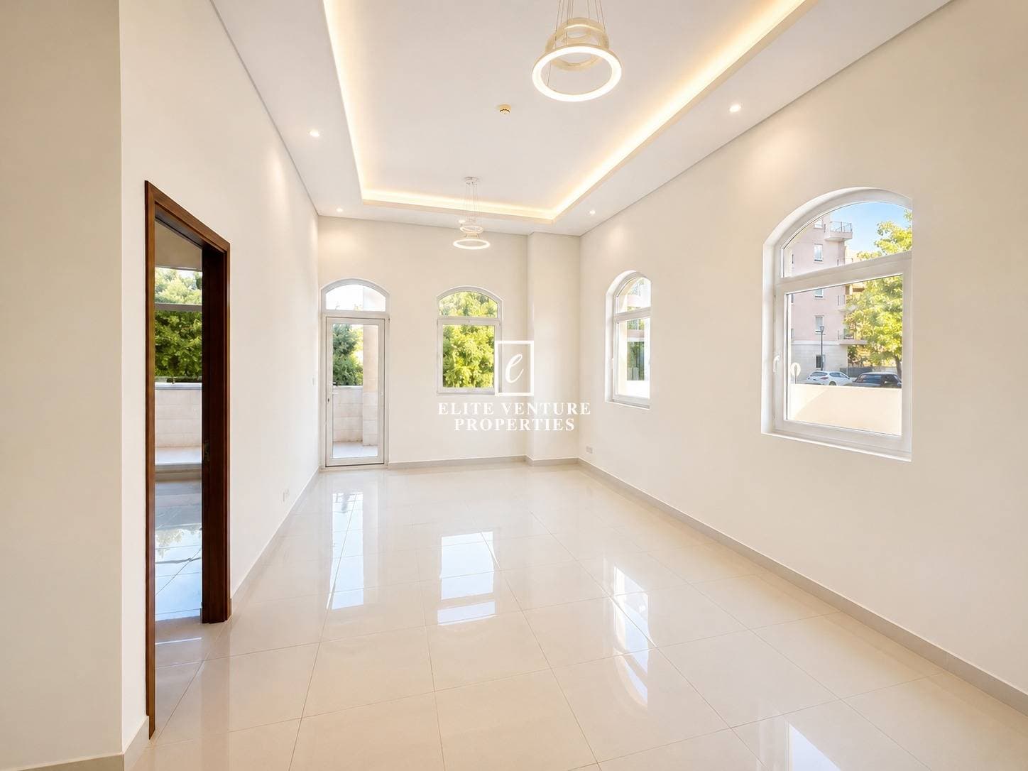 1 Bed Apartment | Modern Layout | Prime Location | Spacious in Easton Court, Dubai 2