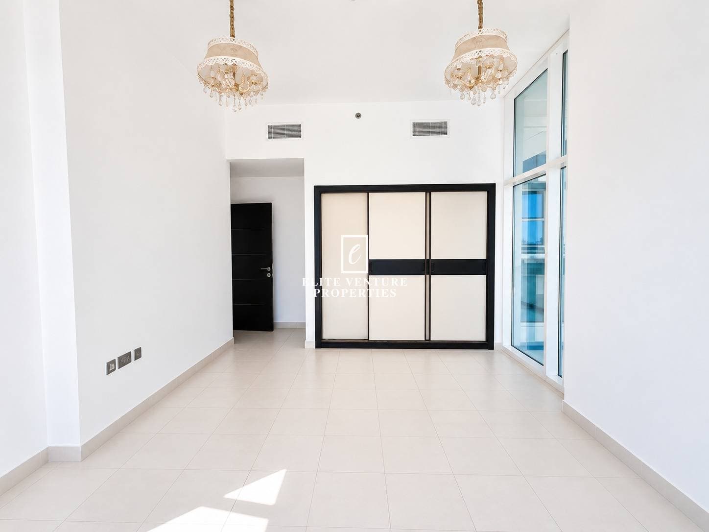 3 Bed Apartment | Spacious Layout | Prime Location | Well Maintained in Glitz 2, Dubai 5