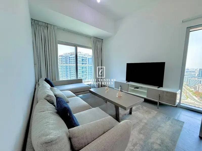 1 Bed Apartment | Vacant | Premium Living | Pool View in Bella Rose, Dubai 3