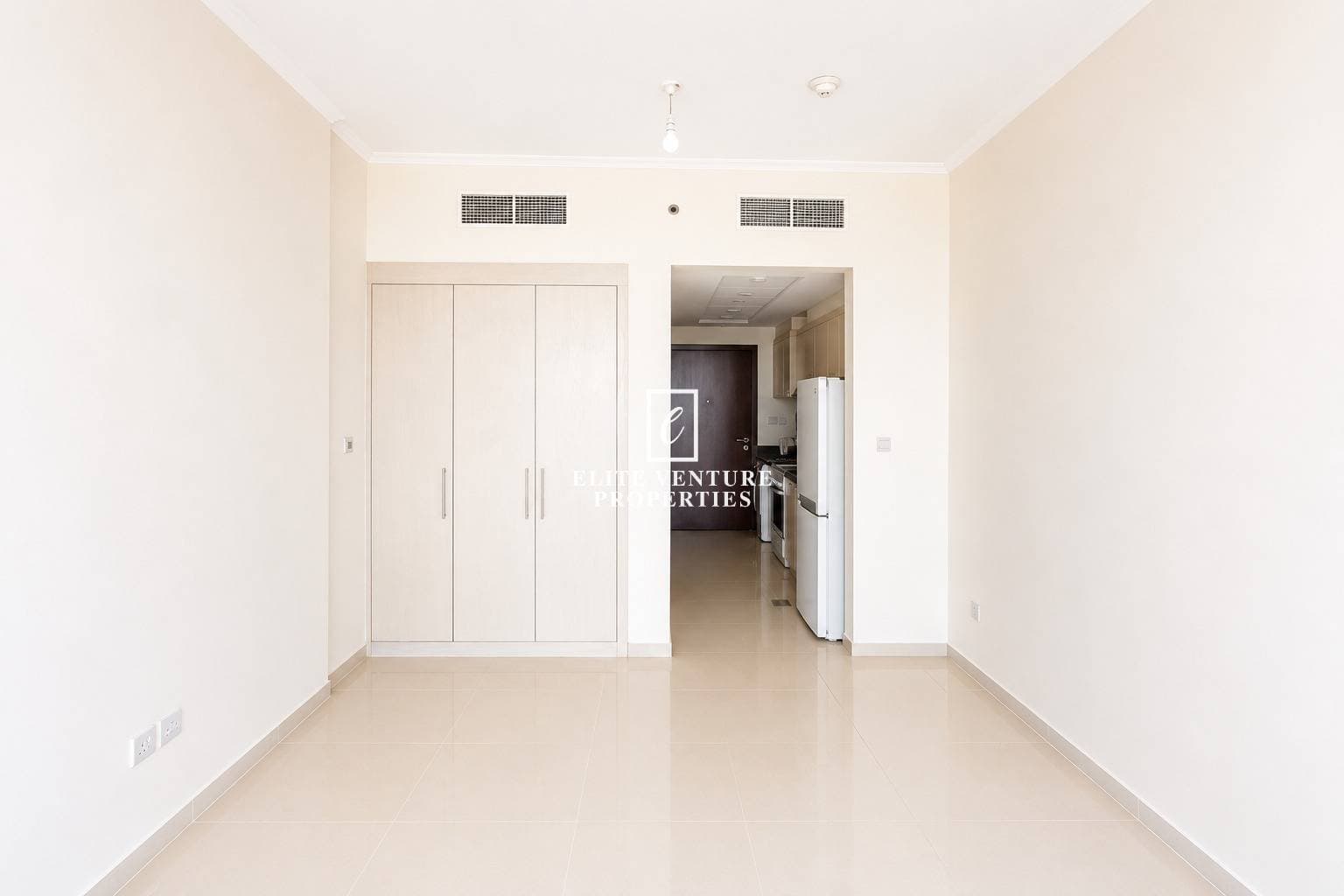 Studio Apartment | Best Offer | Spacious Layout | High Floor in Carson  B, Dubai 3