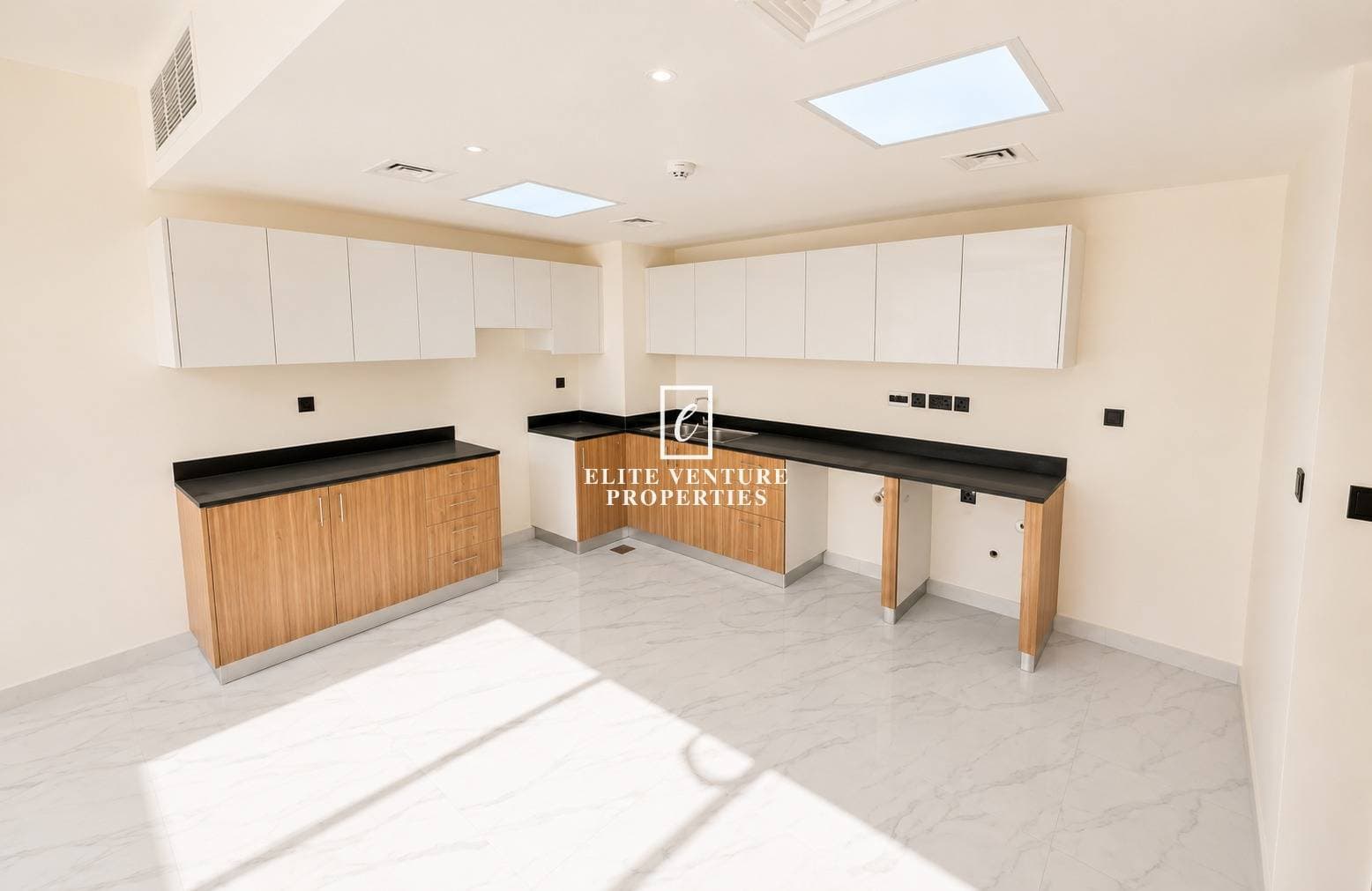 3 Bed Townhouse | Spacious 3BHK | Vacant | Premium Quality in Rukan 3, Dubai 4