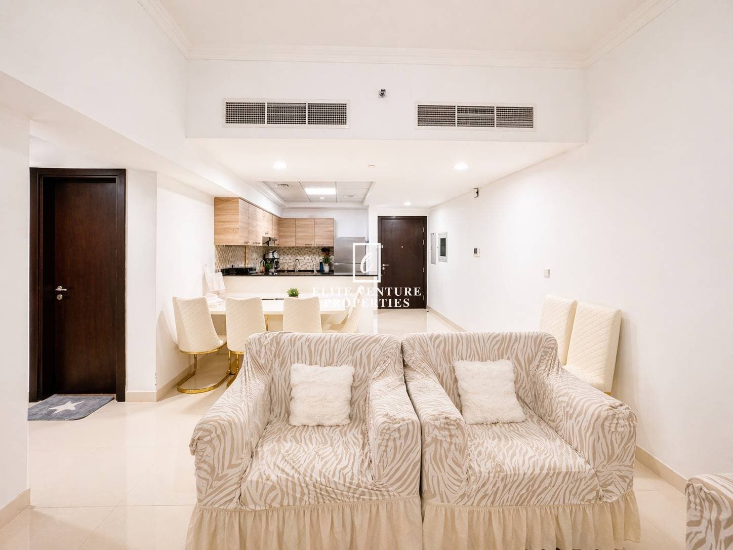 1 Bed Apartment | Fully Furnished | Luxurious Living | High Quality in Arabian, Dubai 5