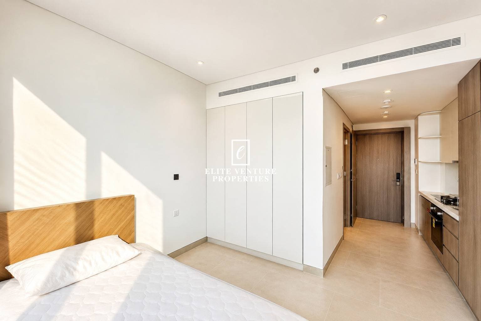 Studio Apartment | Fully Furnished | Luxury Living | Brand New in Condor Golf Links 18, Dubai 3
