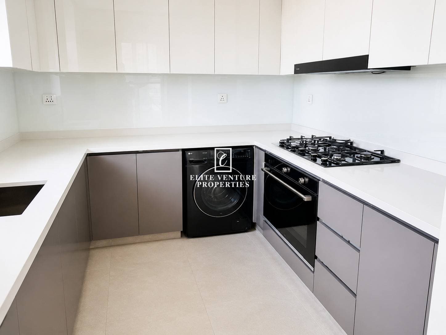 2 Bed Apartment | Prime Location | Low Floor | Stunning Views in Aras Heights, Dubai 4