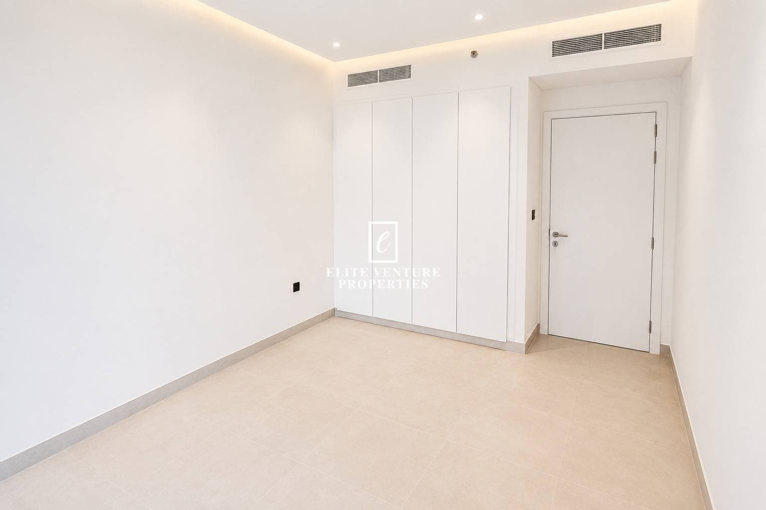 2 Bed Apartment | Huge Layout+storage | Prime Location | Best Offer in Aras Heights, Dubai 4