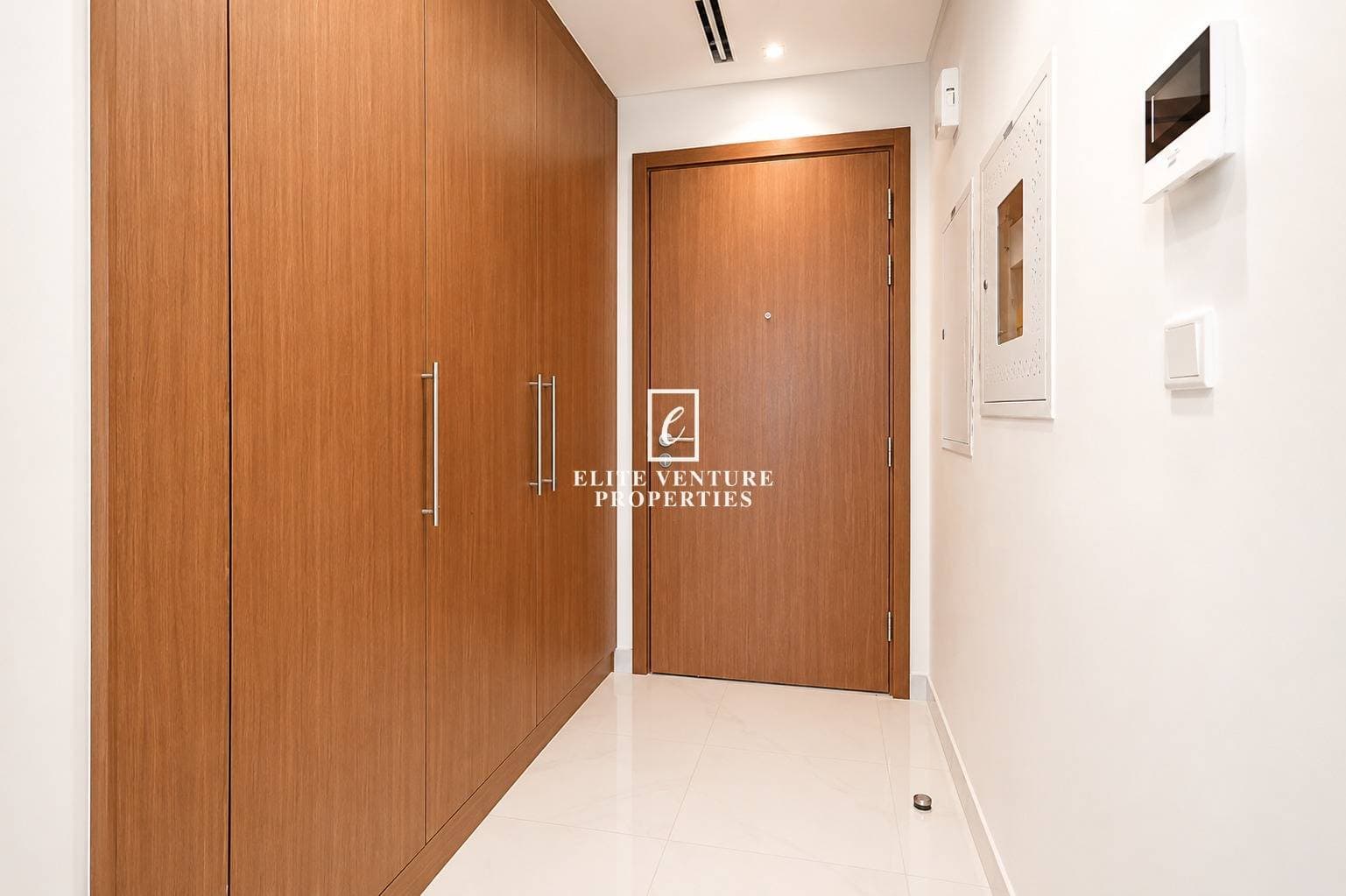 2 Bed Apartment | Motivated Seller | Great Opportunity | Spacious in Azizi Central, Dubai 3