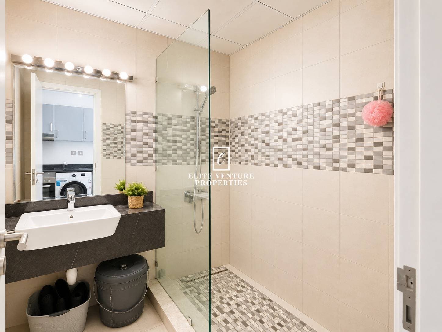 Studio Apartment | Pool View | Modern Unit | Grab It | Prime Location in Candace Aster, Dubai 5