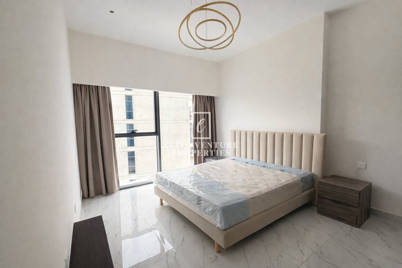 2 Bed Apartment | Elegant 2-BHK + Maid | Fully Furnished | Prime Location in Adhara Star, Dubai 2