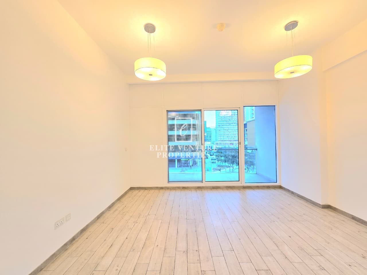 2 Bed Apartment | Investor Deal | High ROI | Podium View in Gemini Splendor, Dubai 2