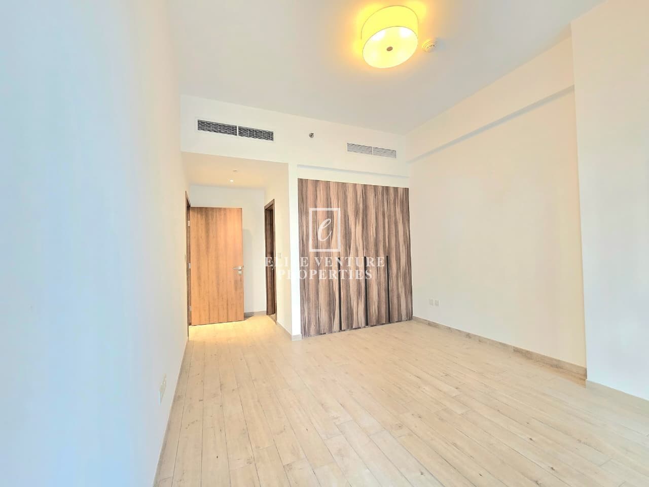 2 Bed Apartment | Investor Deal | High ROI | Podium View in Gemini Splendor, Dubai 3