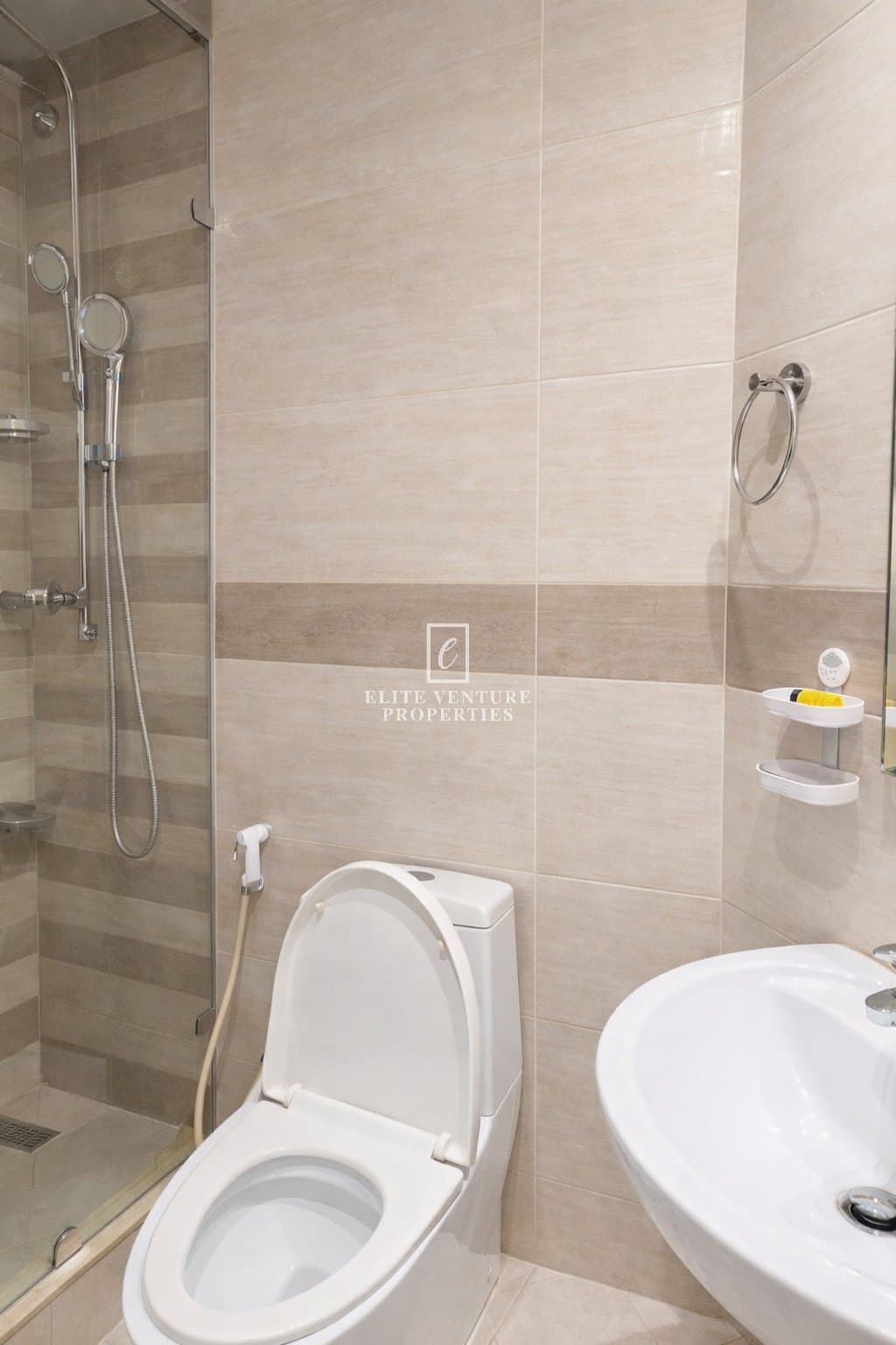 Studio Apartment | Modern Studio | Fully Furnished | Prime Location in Zenith Towers, Dubai 4