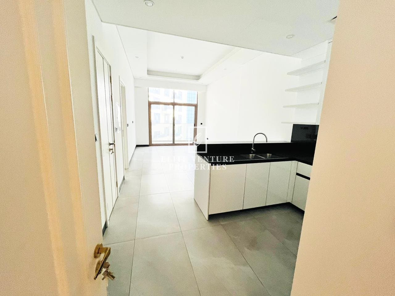 1 Bed Apartment | Vacant | Prime Location | Spacious in Curve by Sentro, Dubai 4