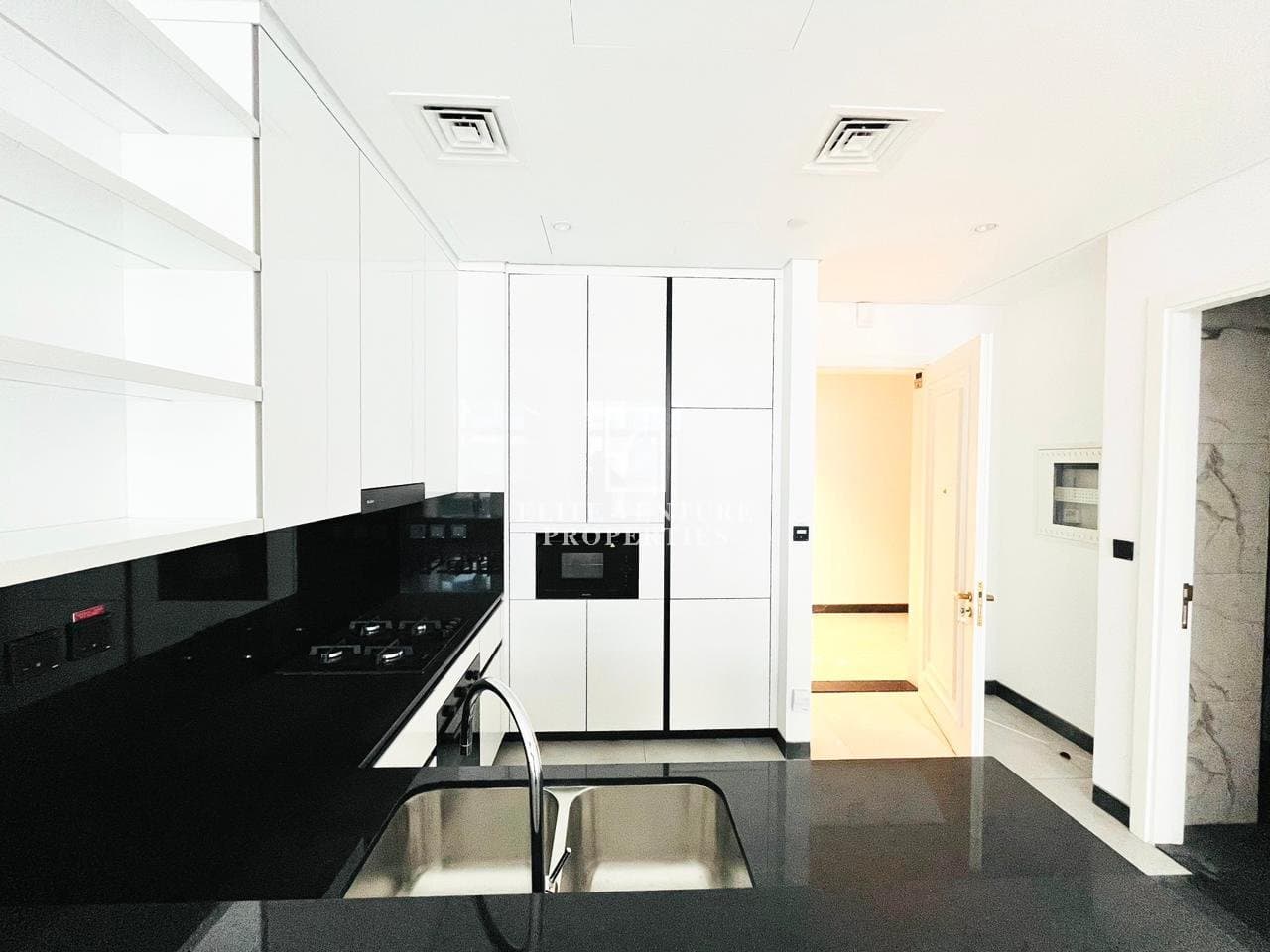 1 Bed Apartment | Vacant | Prime Location | Spacious in Curve by Sentro, Dubai 3